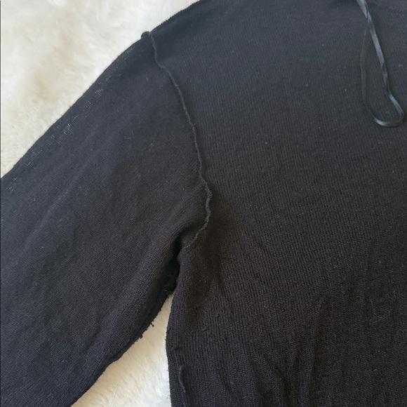 ZARA Women’s Black Crewneck Sweater - Picture 2 of 3